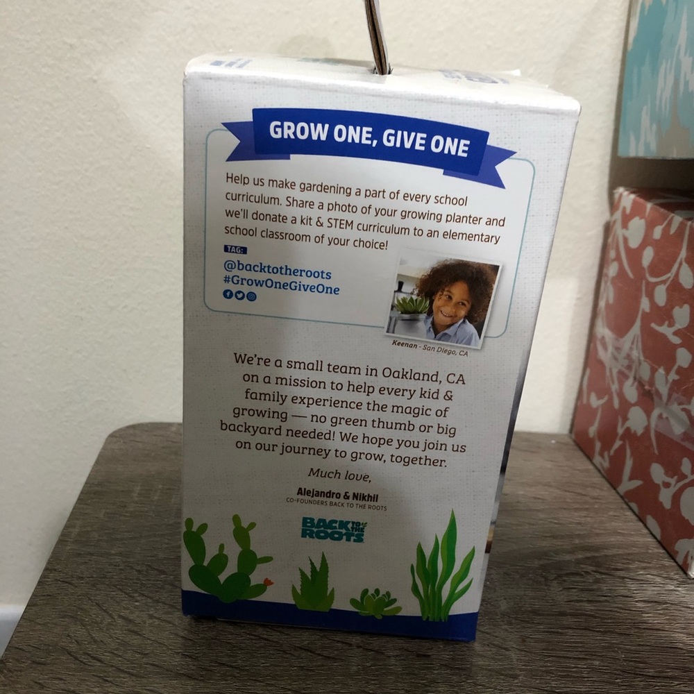 Back To The Roots Self Watering Grow Kit - Picture 4 of 5